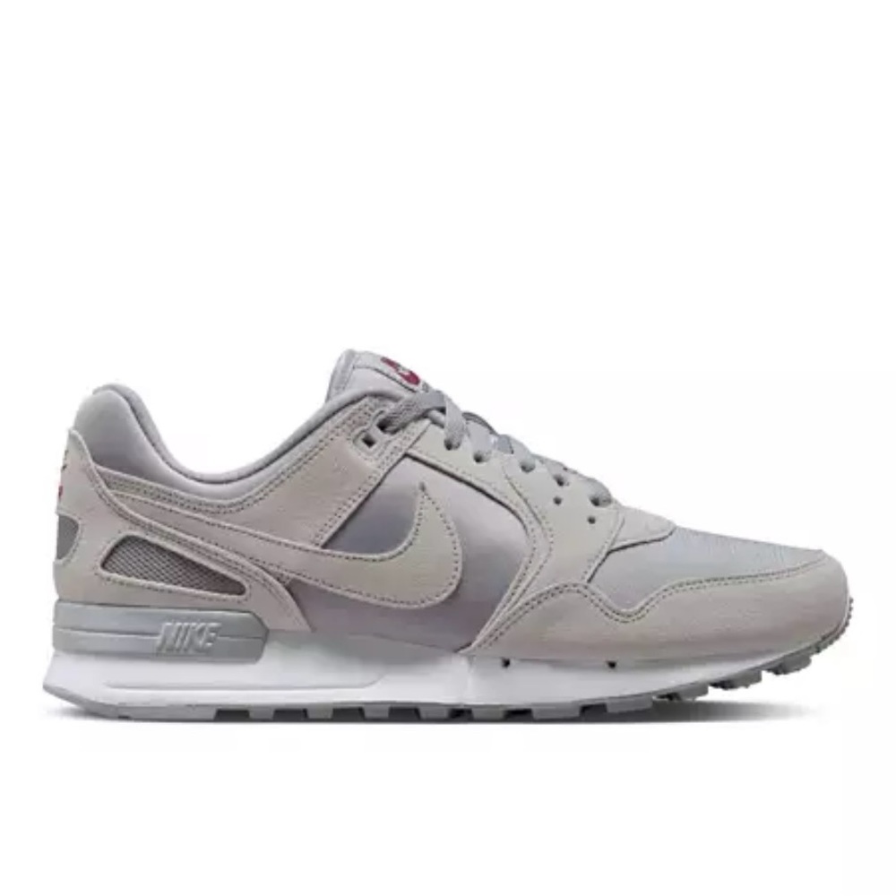 Nike Air Pegasus ‘89 size 10.5. Grey.